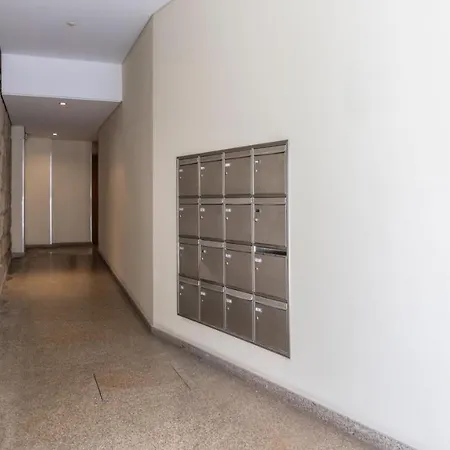 Mouzinho Downtown 2br W/ Parking By Lovelystay * Porto