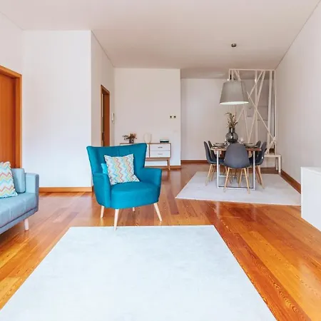 شقة Mouzinho Downtown 2br W/ Parking By Lovelystay بورتو